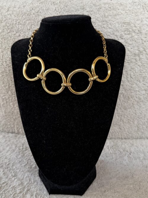 COLLAR